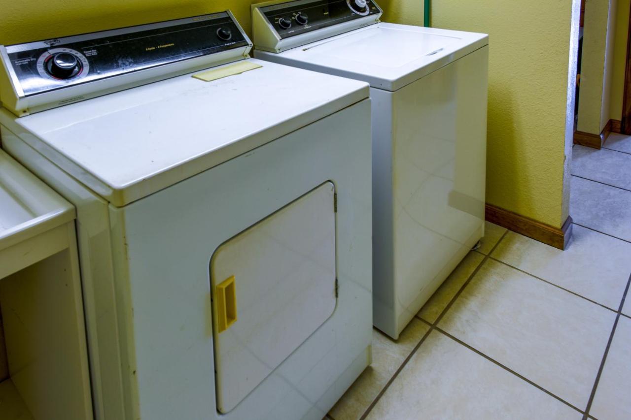 Whittier Meadow Creek Manorヴィラ エクステリア 写真